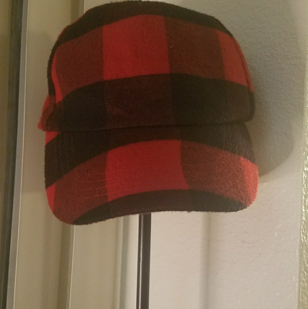 Plaid hat